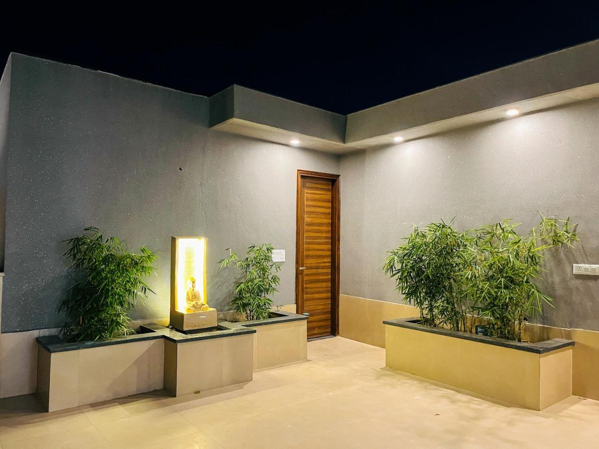 Inception Residence Gurgaon Exteriör bild